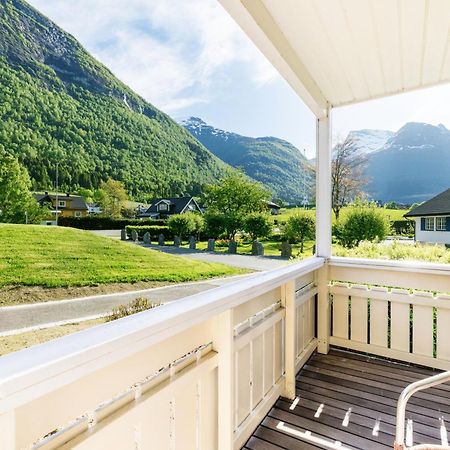 Hotel Loenfjord Loen Exterior foto