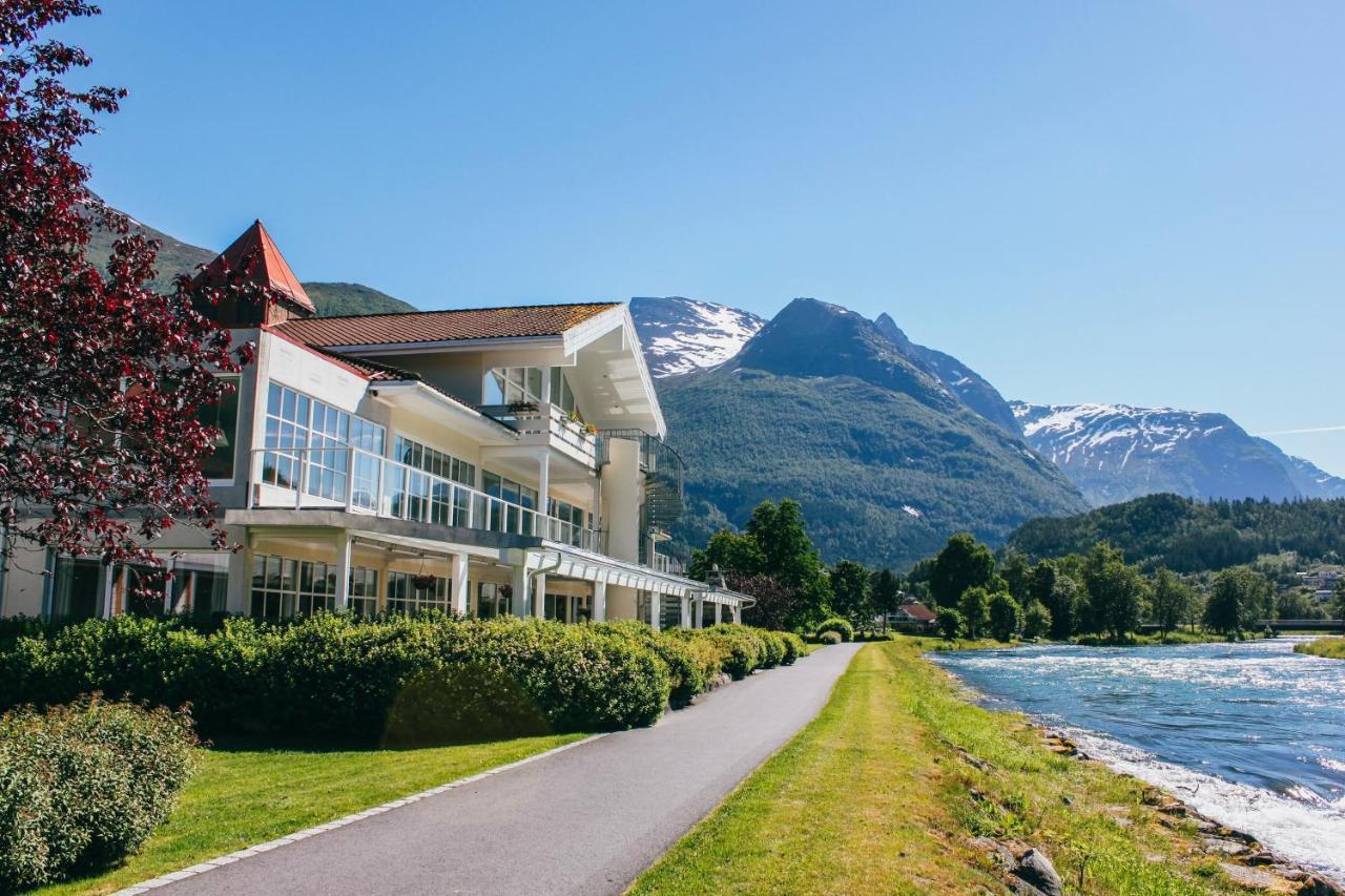 Hotel Loenfjord Loen Exterior foto