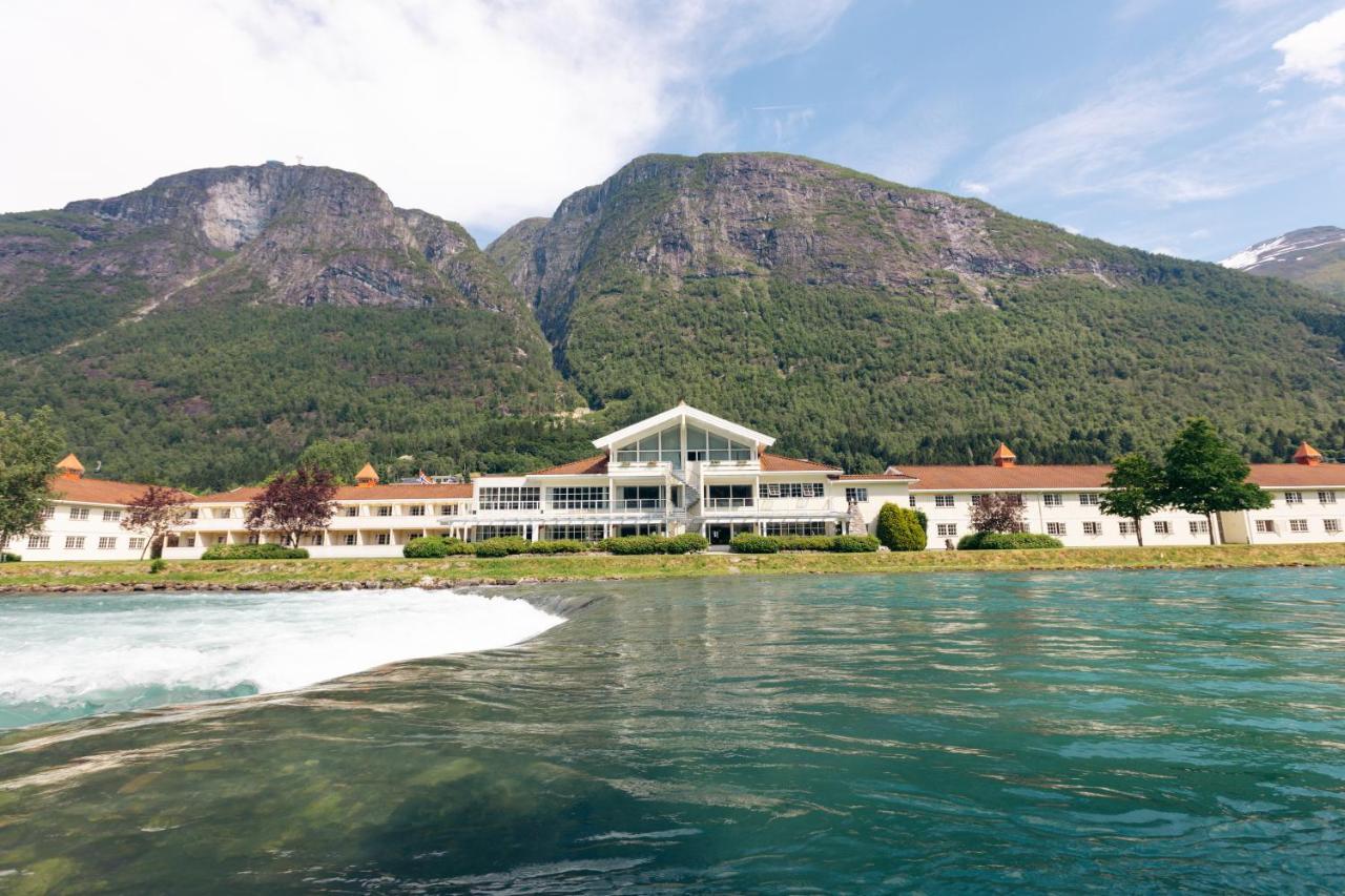 Hotel Loenfjord Loen Exterior foto