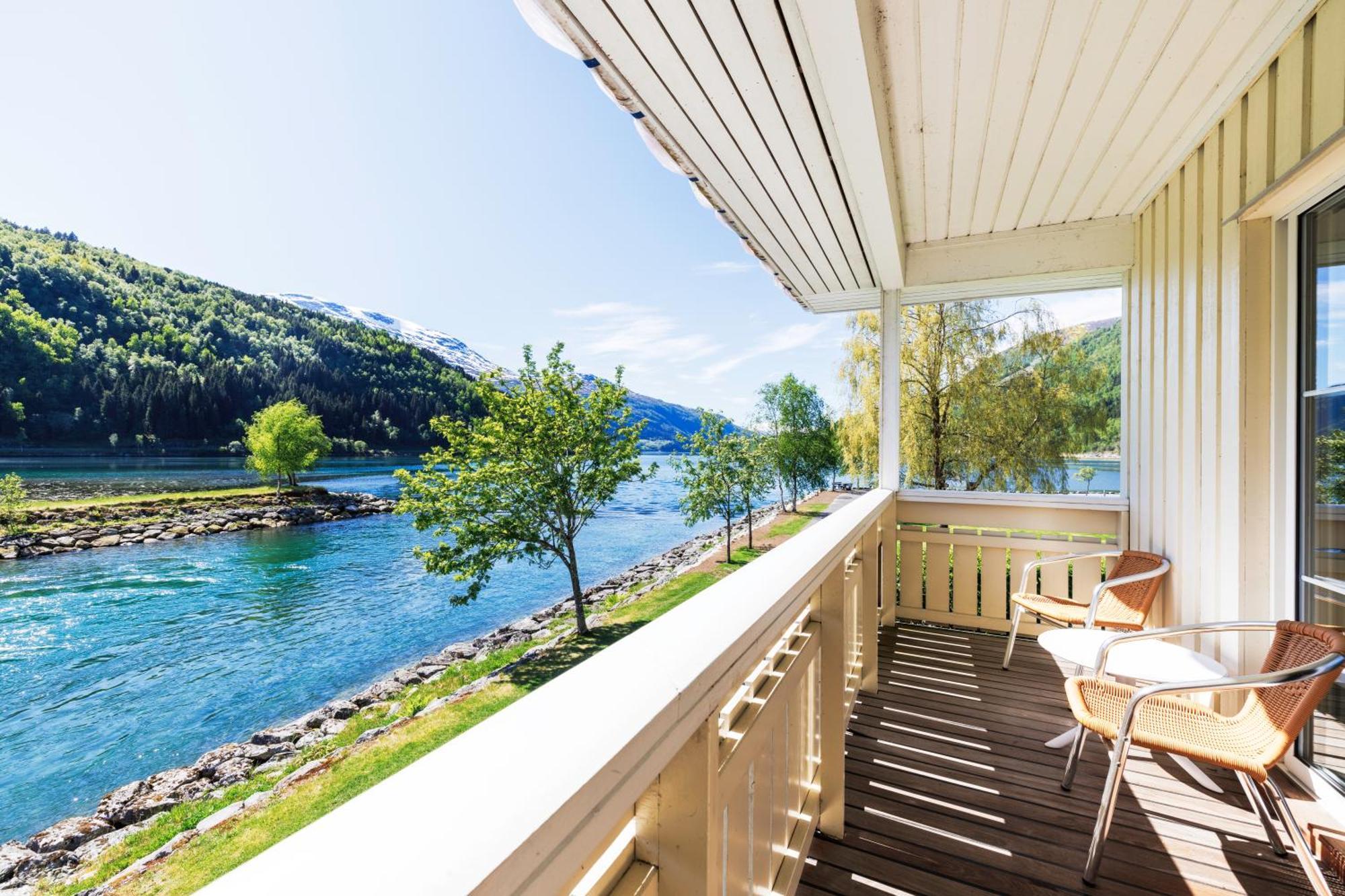 Hotel Loenfjord Loen Exterior foto